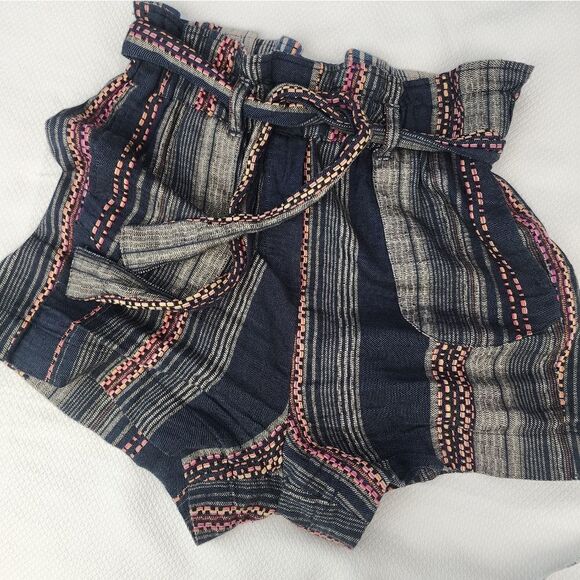 Anthropologie cotton side pockets coastal summer shorts - Picture 6 of 10